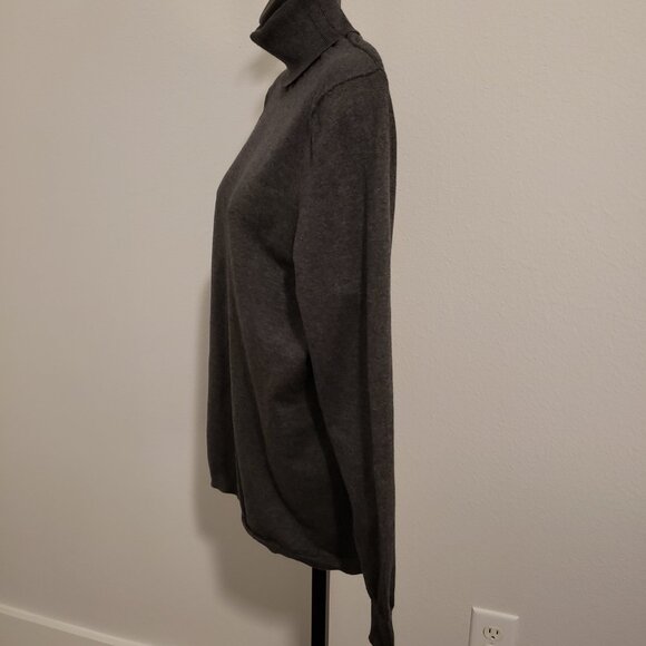 (EUC) Talbots Gray Long Sleeve Turtleneck Sweater (Size: Large) - Picture 5 of 8